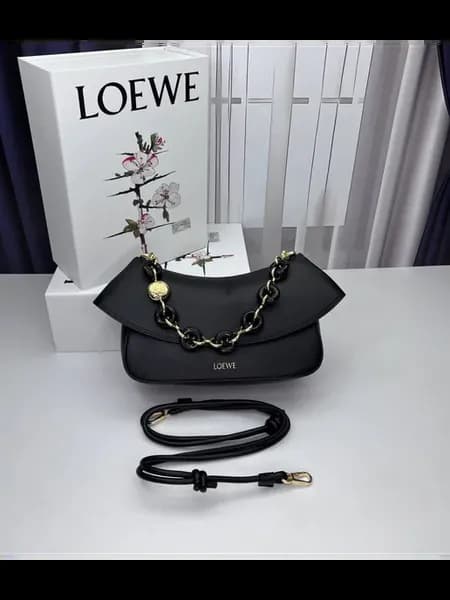 Сумка Loewe новинка 2026 тренд пинтерест