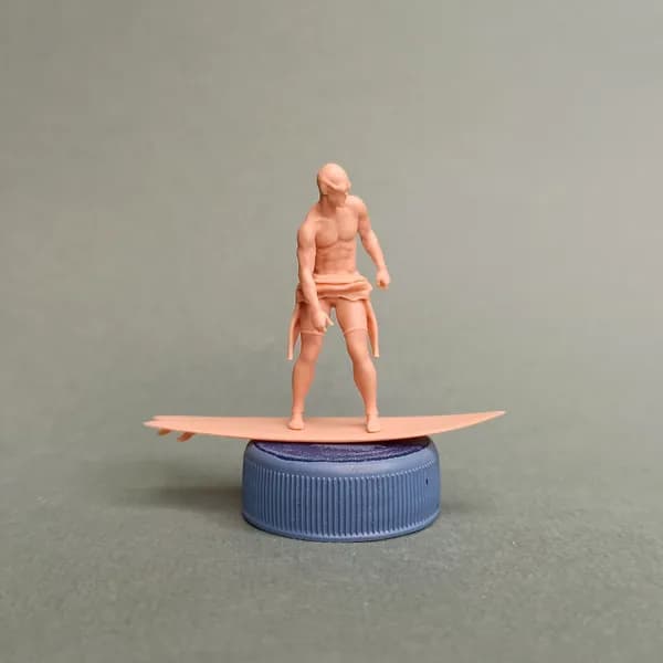 Сёрфер в море. Фигурка 1/43.