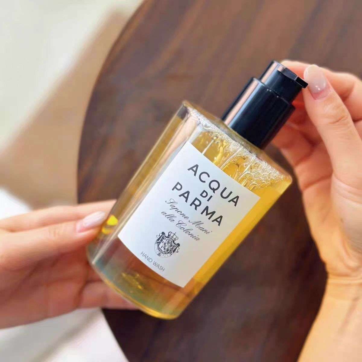 Acqua di Parma Colonia Дезинфицирующее средство для рук 300 мл