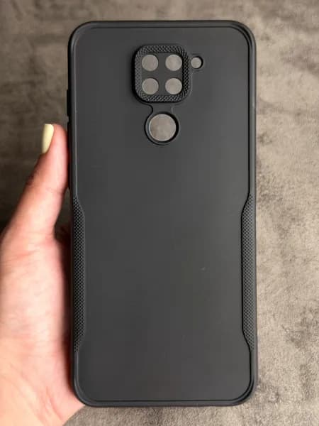 Чехол на Redmi Note 9 4G черный с нескользящими боками