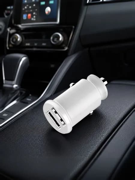 Автомобильное зарядное устройство в прикуриватель автомобиля USB 5V 1A