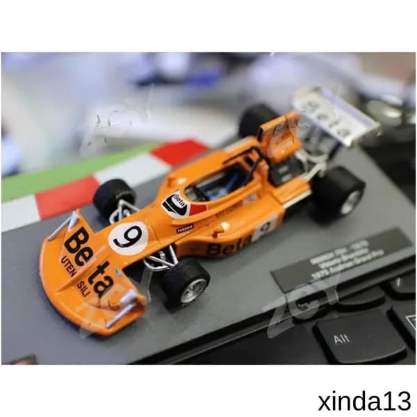 Премиумминиатюра гоночной машины Формулы1, выполненная из металла, 1:43 от IXO March 751