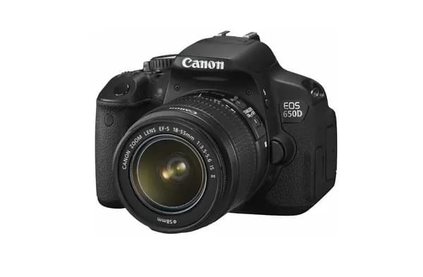 Зеркальный фотоаппарат Canon EOS 650D Kit 18-55