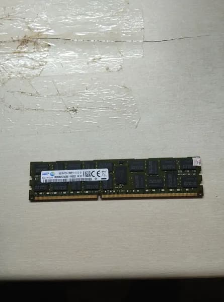 Оперативная память Оперативная память M393B2G70DB0 - YK002 M 16GB 2Rx4 PC3L - 12800R111-12-E2-04 DDR3L, 1 x 16 ГБ (M393B2G70DB0 - YK002 M 16GB 2Rx4 PC3L - 12800R111-12-E2-04)