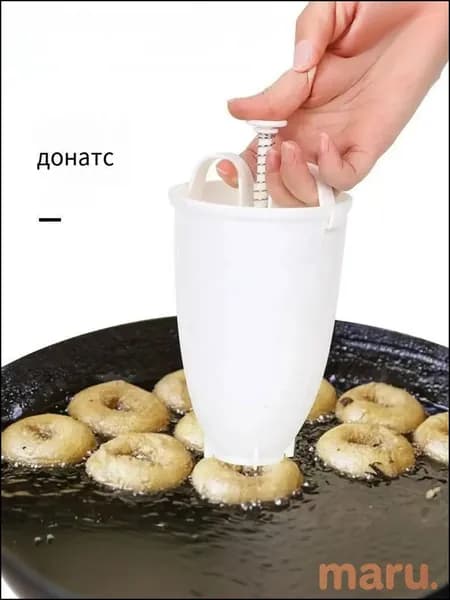 Аппарат для пончиков аппарат для пончиков; электрическая пончиковница; мини-фабрика пончиков; автомат для жарки пончиков; прибор для выпечки пончиков;автоматический нагрев; антипригарное покрытие; регулировка температуры; таймер приготовления; съемные формы; компактный размер, белый