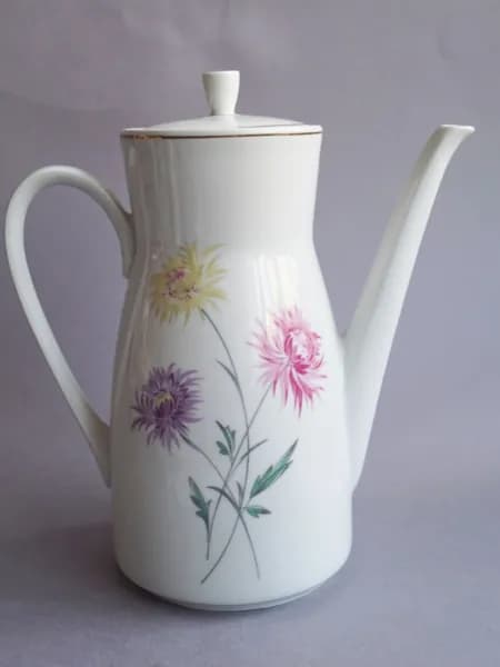 Винтажный кофейник (чайник) "Хризантемы". Freiberger, ГДР, 1970-1980. (Объем: 1800 мл). Отбит язычок на крышке