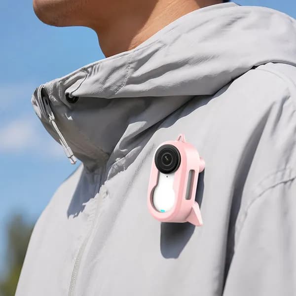 Чехол для экшн-камеры Insta360 GO3S и GO3 из силикона розового цвета