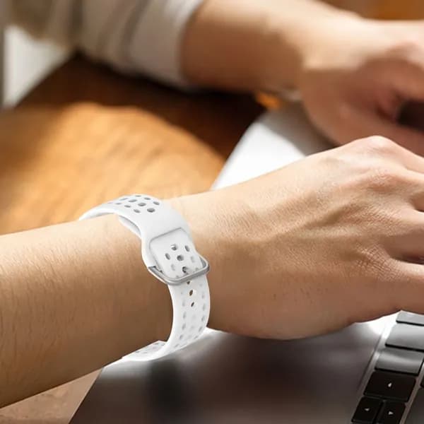 Силиконовый ремешок для часов Amazfit Bip Max и BiP6, 22 мм, белый, с быстросъёмным креплением