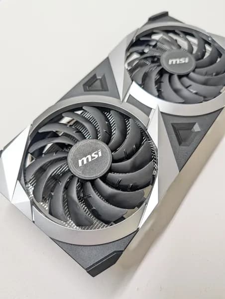 Вентиляторы с кожухом и радиатором для видеокарт MSI MECH RX 6700 XT 2X