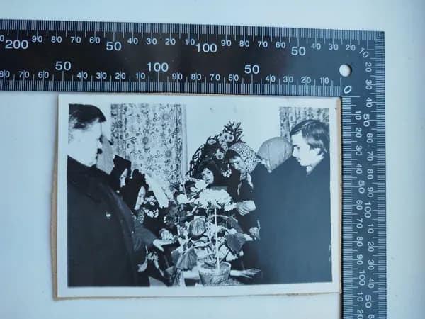 Старинная Фотография - Прошлое в Кадре: Эпоха СССР / Россия.