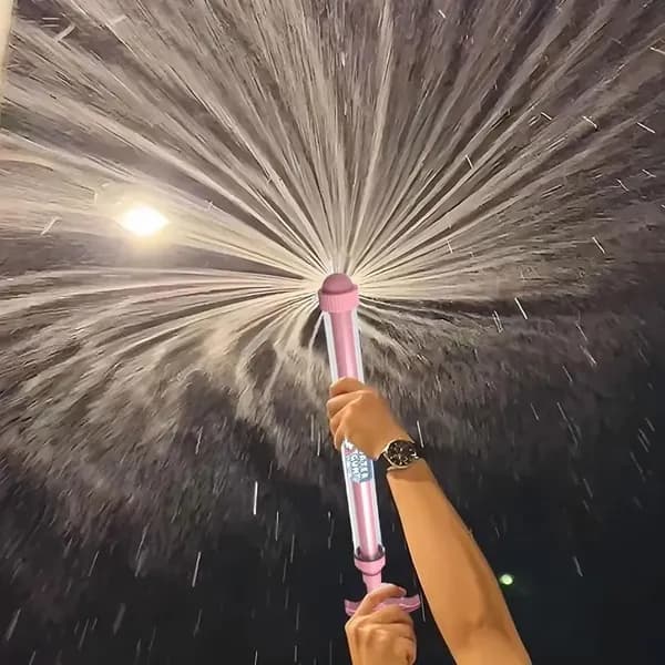 Популярный водный пистолет фейерверкдизайна