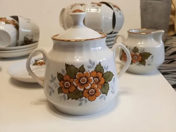 Сахарница фарфор, СССР, винтаж, красивая