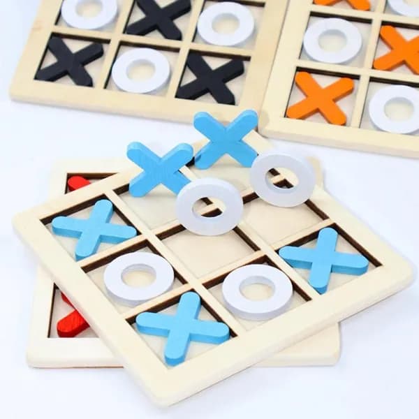 Деревянная игра Tic Tac Toe