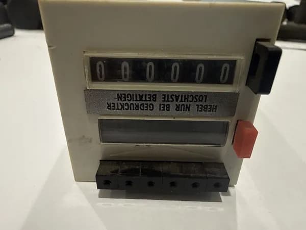 Счетчик электро-механический ZLVt402