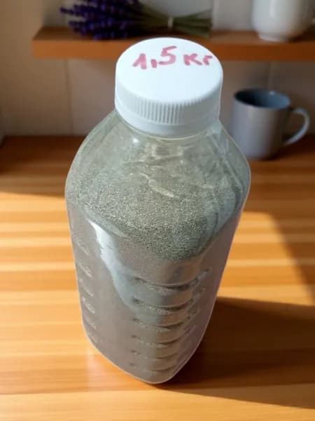 Ракушка кормовая мелкая+1,5 кг/дробленая для кур-несушек.
