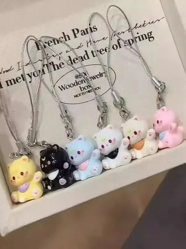 Брелок с 3D котиком из смолы