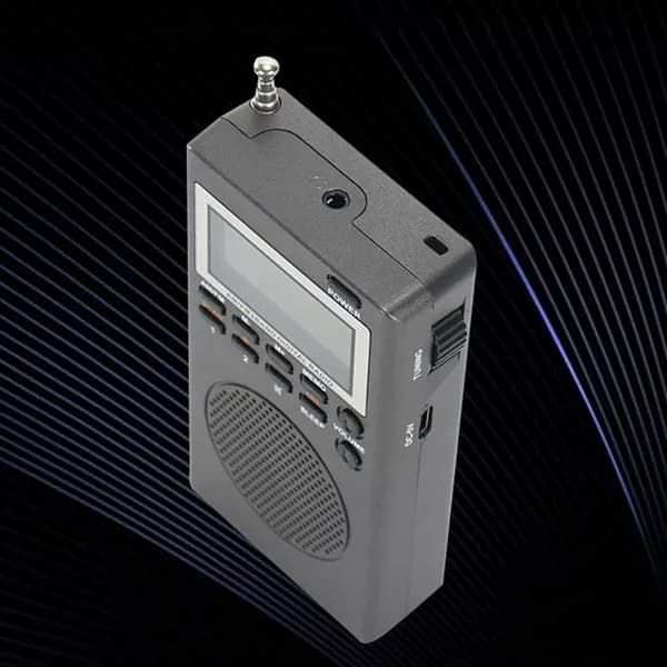 радиоприемник переносной HRD-903 с FM и AM диапазонами, подсветкой дисплея