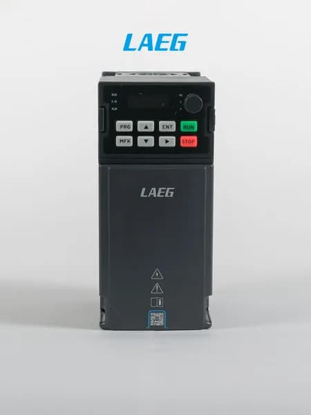 Частотный преобразователь AD10-5R5G-T4-B 5,5кВт 13А 380В / вх: 3ф x 380В, вых: 3ф х 380В Преобразователь частоты