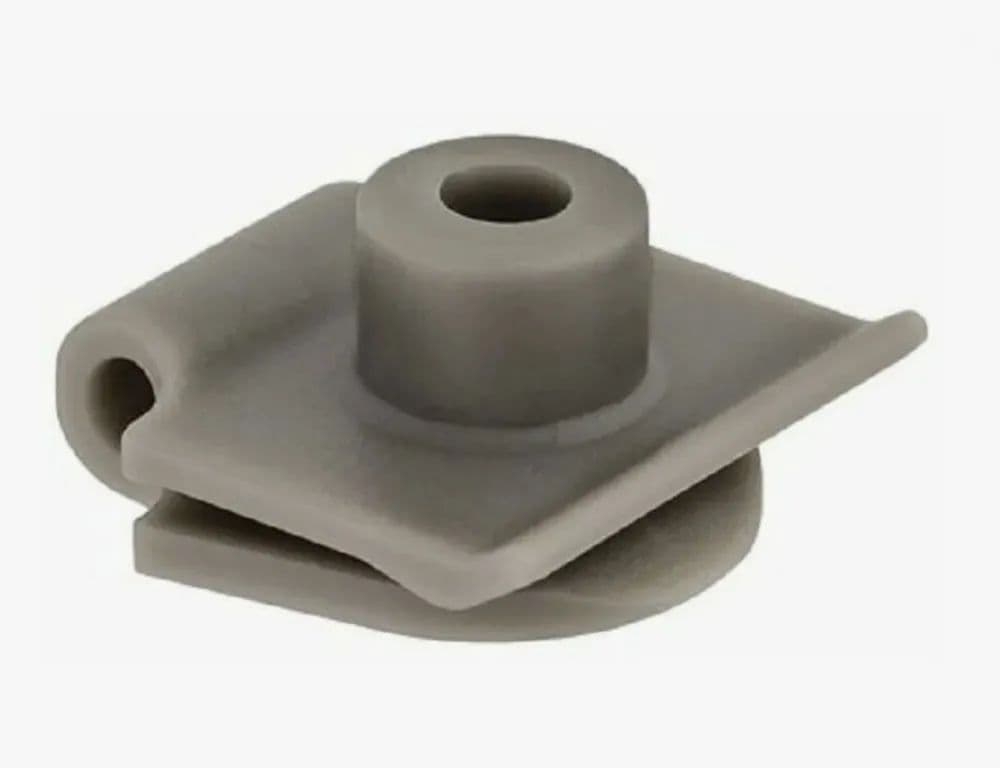Крепежная клипса MAZDA C27450133