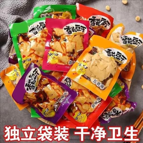 Сушеный тофу с грибами со вкусом пяти специй и чили, индивидуальная упаковка, вкусная закуска 2026 для общежития и просмотра сериалов