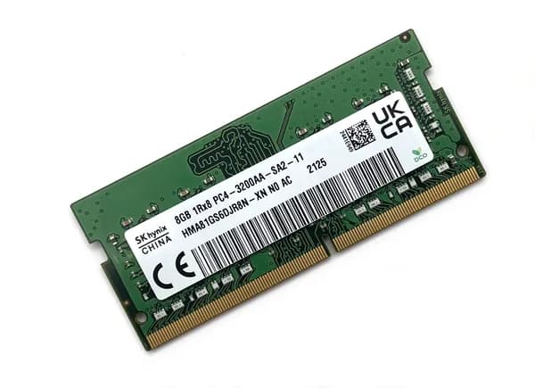 Hynix Оперативная память DDR4 8Gb 3200 MHz SODIMM PC4-3200AA для ноутбука DDR4, 3200 МГц, 1 x 8 ГБ (HMA81GS6DJR8N-XN)