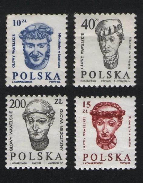 Польша 1985,1986,1988 Резные головы из Вавеля, 4 марки (без гашения)