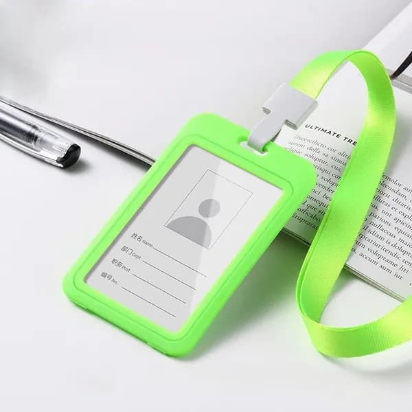 Вертикальный держатель ID карты светло-зеленый