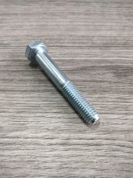 Болт М10х65х1,5, кл. 8.8 оцинкованный