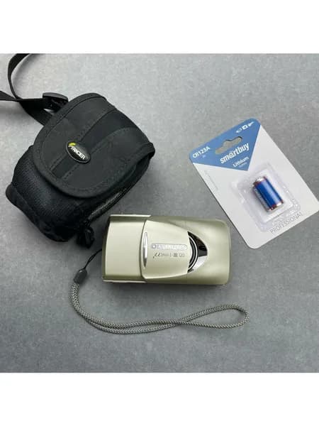 Плёночный винтажный фотоаппарат Olympus mju III 120, с зумом 38 - 120мм, пленка 35мм