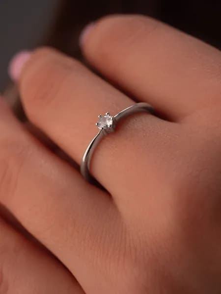 Кольцо серебро 925 с фианитом