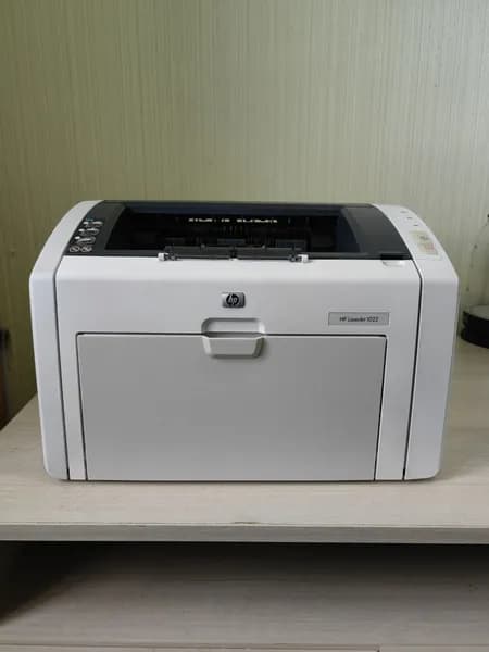 Принтер лазерный HP LaserJet 1022 (БУ-НЕ новый) для дома и малого офиса