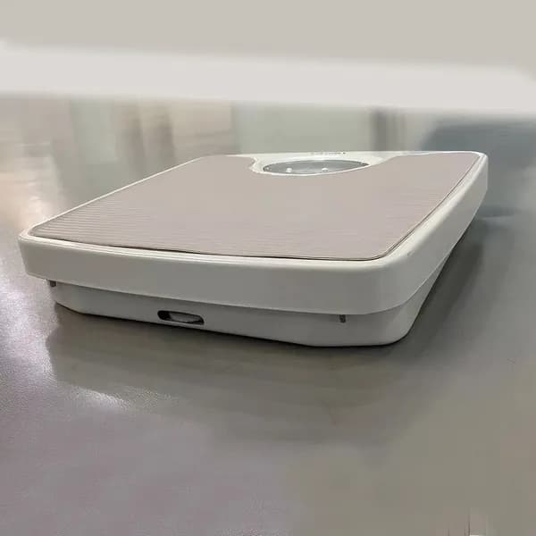 Напольные весы XM1EF5PO2KB6VK5OV6LL5-UJR0I7CS, нагрузка 130 кг
