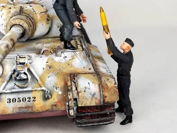 Фигура танкиста, Германия, лето 1943 г., поза 1. Масштаб 1:35