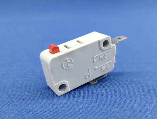 Микровыключатель KW3-OT-A(375) нормально замкнутый для СВЧ Panasonic