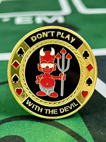 Хранитель карт Dont play with devil
