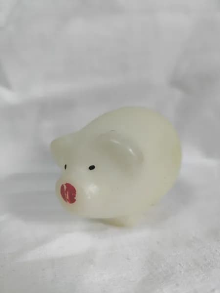 Детская, пластиковая игрушка. Свинка. СССР
