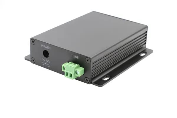 Удлинитель Ethernet сигнала Osnovo TR-IP/1