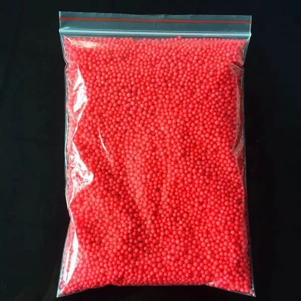 Подарочная коробка, наполненная частицами