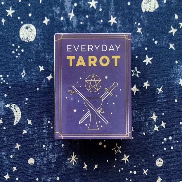 Everyday Tarot. Таро на каждый день (78 карт и руководство в подарочном футляре)