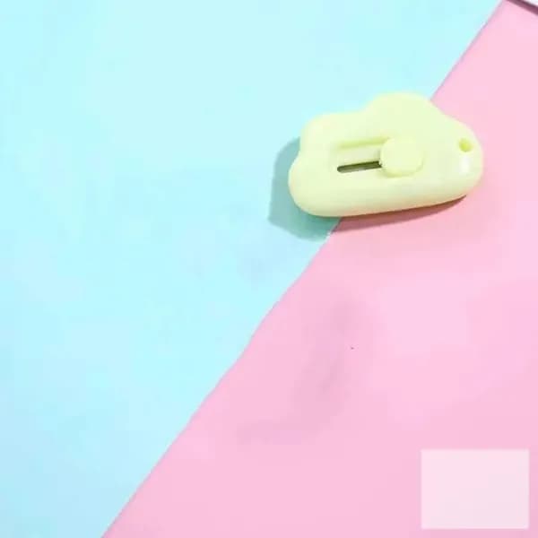 1 шт. Mini Pocket Cloud Art многофункциональный нож для резки бумаги, упаковки, сменным лезвием, канцелярский инструмент.