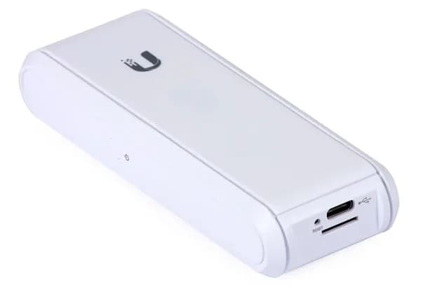 Контроллер Ubiquiti UniFi Cloud Key UC-CK 1000 Мбит/с без РОЕ-инжектора. Товар уцененный