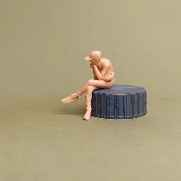 Дядя Паша. Фигурка в масштабе 1:43.