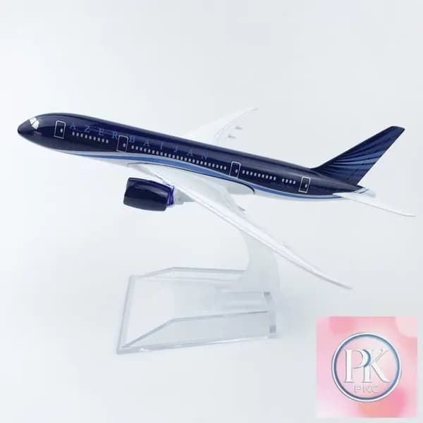Металлическая модель самолета Boeing 777 Azerbaijan Airlines / Азербайджанские авиалинии Боинг