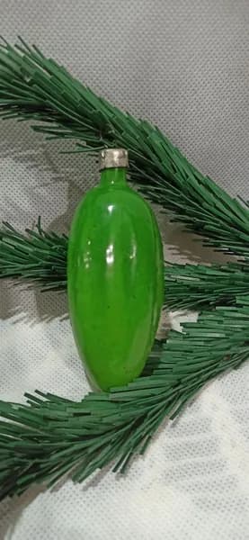 Елочная игрушка подвесная Огурец винтажная советская, стекло, СССР