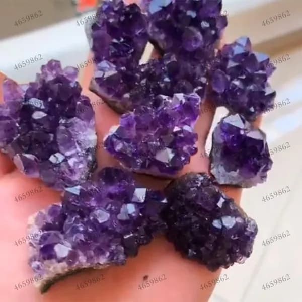 Фиолетовый кварц аметист натуральный декоративный камень для дома
