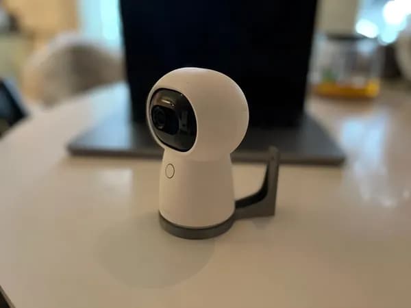 Настенный кронштейн для камеры Xiaomi Aqara Camera Hub G3