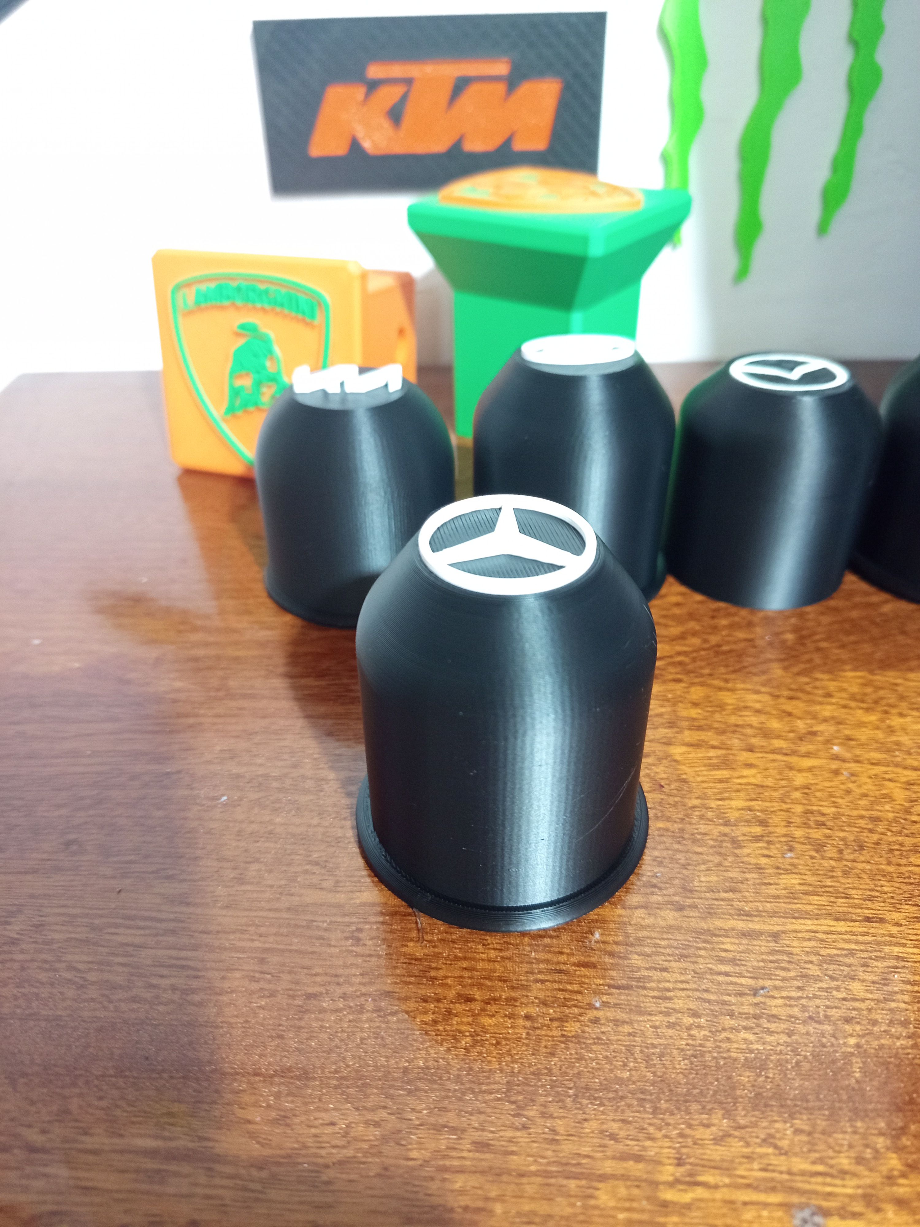 колпачок на фаркоп Mercedes