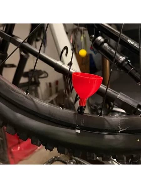 Воронка для герметизации шин, комплект адаптеров для штока нескользящего клапана, Безотходный простой в эксплуатации инструмент для устранения протечек в шинах пригородных велосипедов