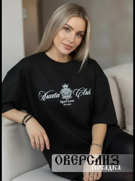 Футболка Женская футболка оверсайз с принтом Huata Club и гербом, черный цвет, большие размеры