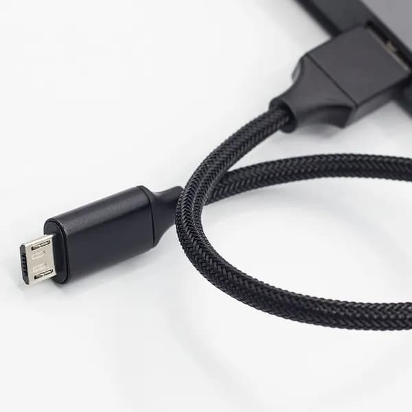 Короткий кабель Micro USB 28 см
